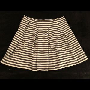 American Eagle Stripped Pleated Skater Skirt Large